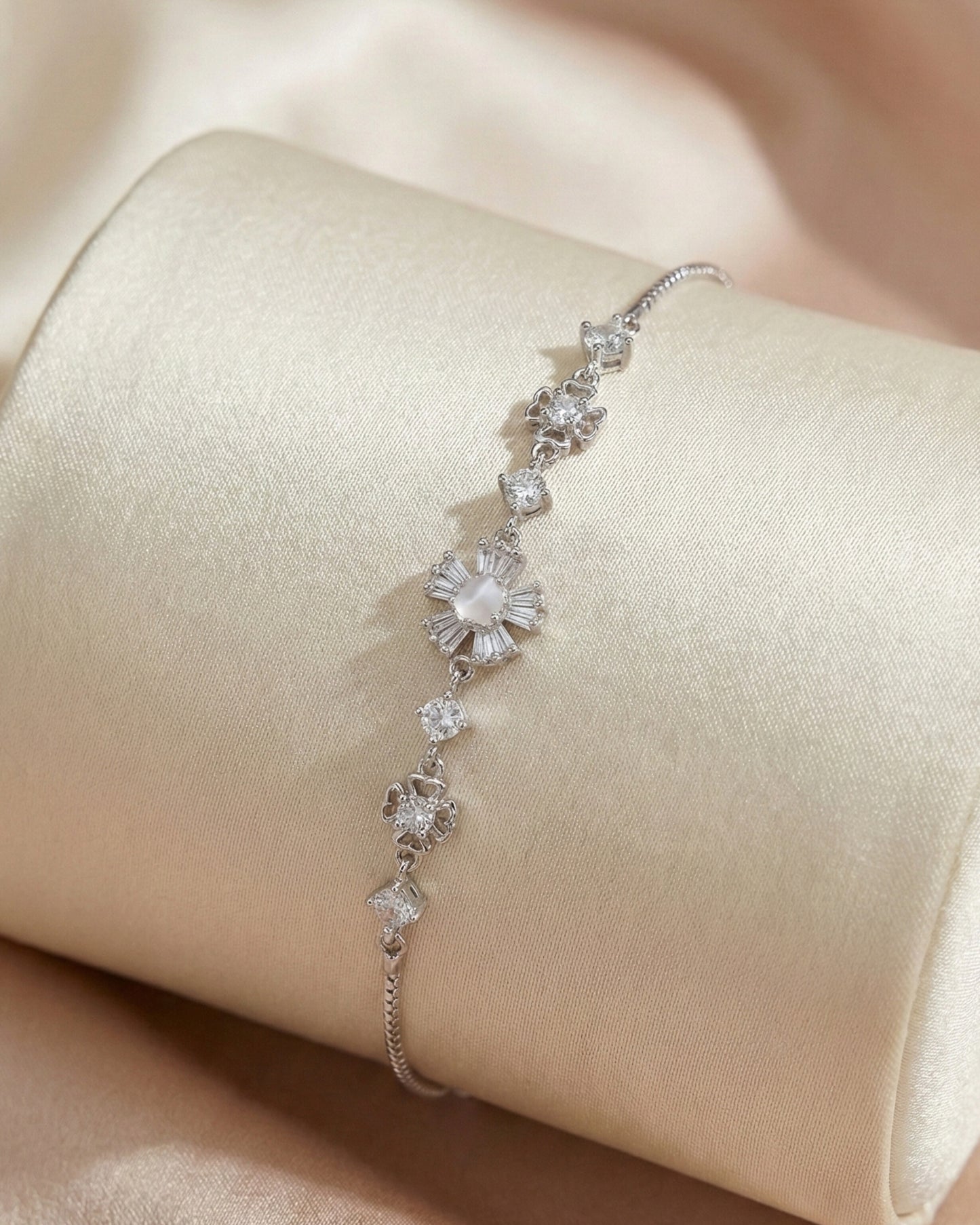 Lumiere Silver bracelet