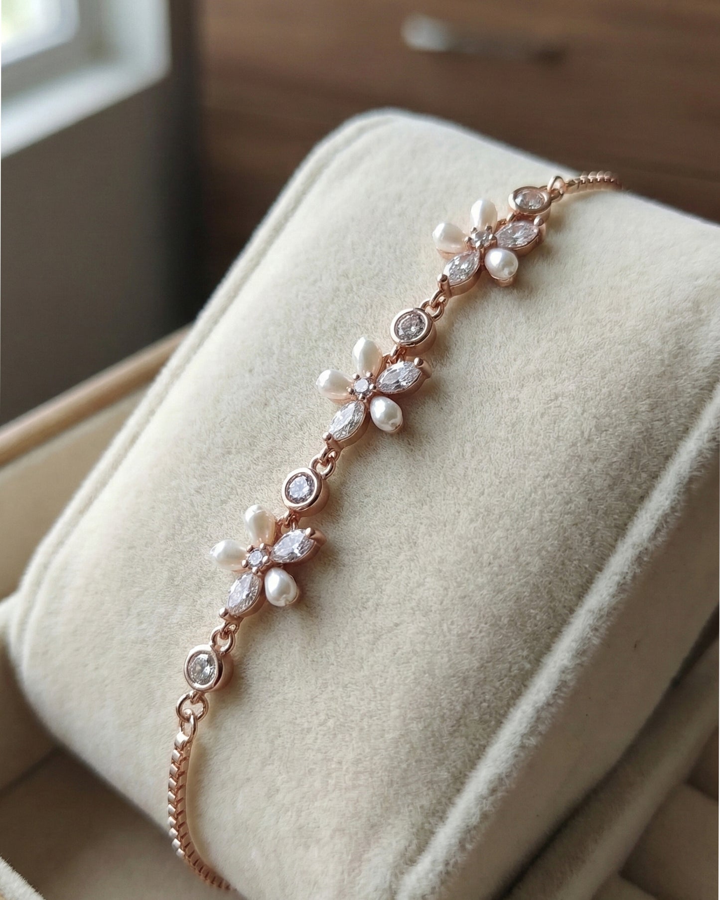 Pearl Petal blossom Bracelet