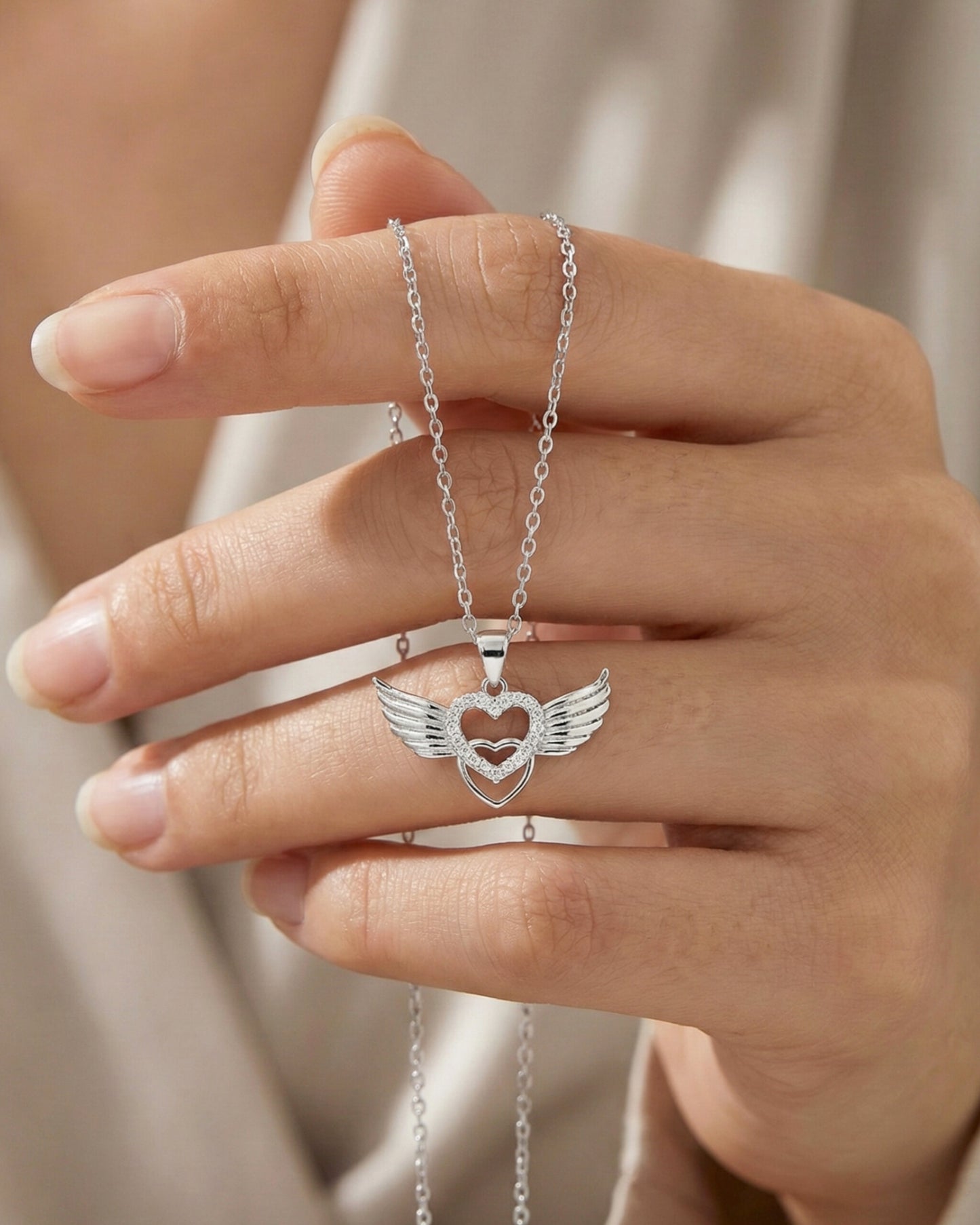 ANGEL WING HEART CHAIN