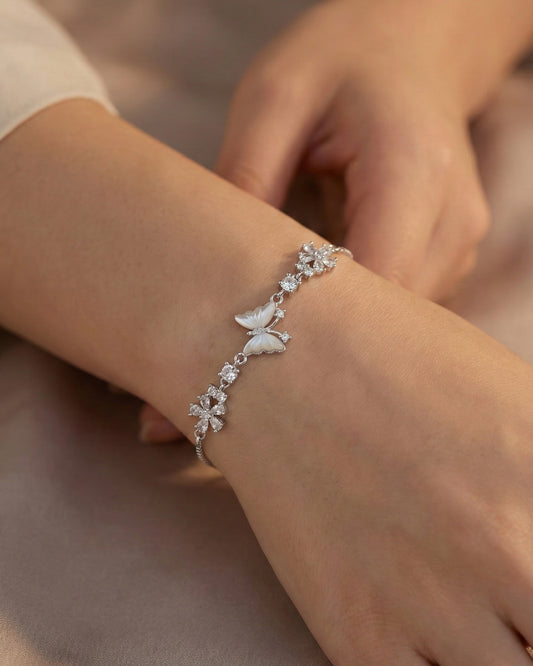 Mother of pearl Butterfly 🦋 Bracelet