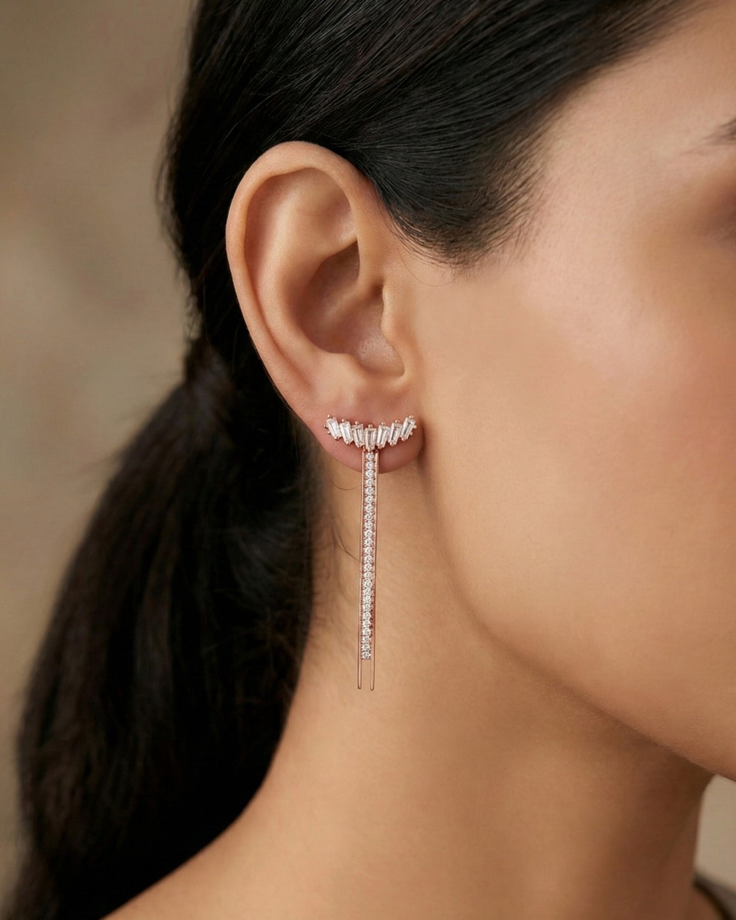 Dazzling hanging earring