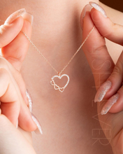 Load image into Gallery viewer, MINIATURE HEART CHAIN
