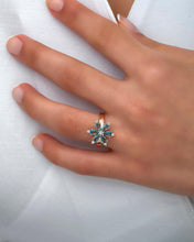 Load image into Gallery viewer, Aqua Flower diamond ring - Stylishever
