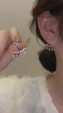 Load and play video in Gallery viewer, 2 in 1 Gorgeous Flower diamond ear ring set
