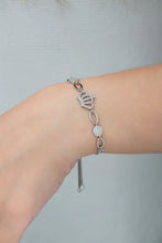 Load image into Gallery viewer, Elevated Queen Crown Wristband Silver Bracelet - Stylishever
