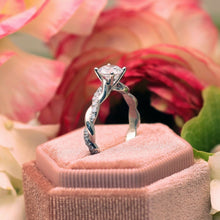 Load image into Gallery viewer, LUXURY PRINCESS DIAMOND ring - Stylishever
