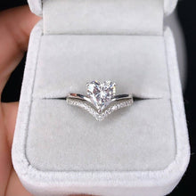 Load image into Gallery viewer, Shrine heart Silver ring - Stylishever
