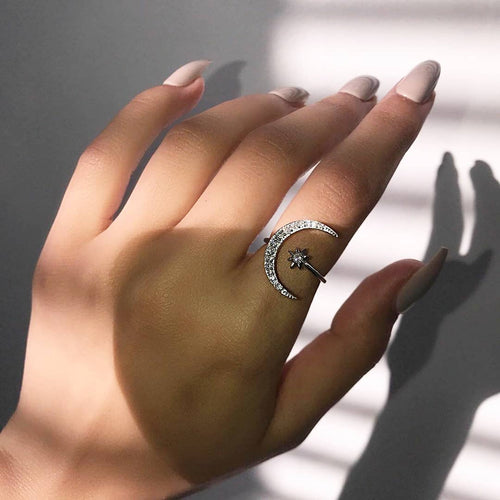 🌙⭐️💍 CRESCENT MOON & STAR ADJUSTABLE SILVER RING - Stylishever