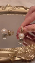 Load and play video in Gallery viewer, 5 in 1 pearl ear ring
