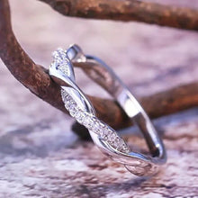 Load image into Gallery viewer, Twined Vine Infinity Silver Couple Ring - Stylishever
