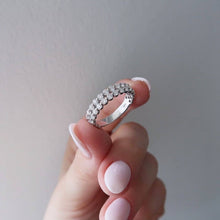 Load image into Gallery viewer, SPARKLE DULUXE  ROUND RING - Stylishever
